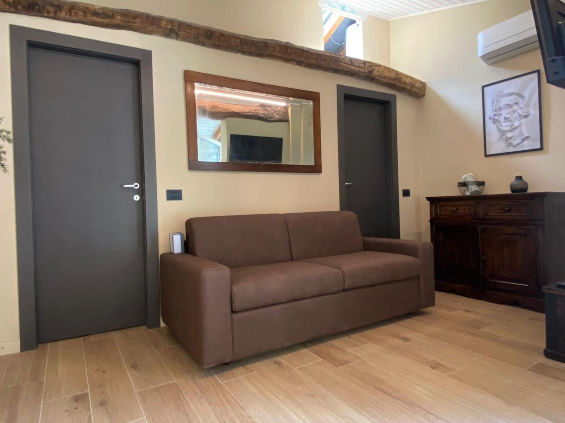 Argegno'S River - Central Apartment Lake View Camera foto