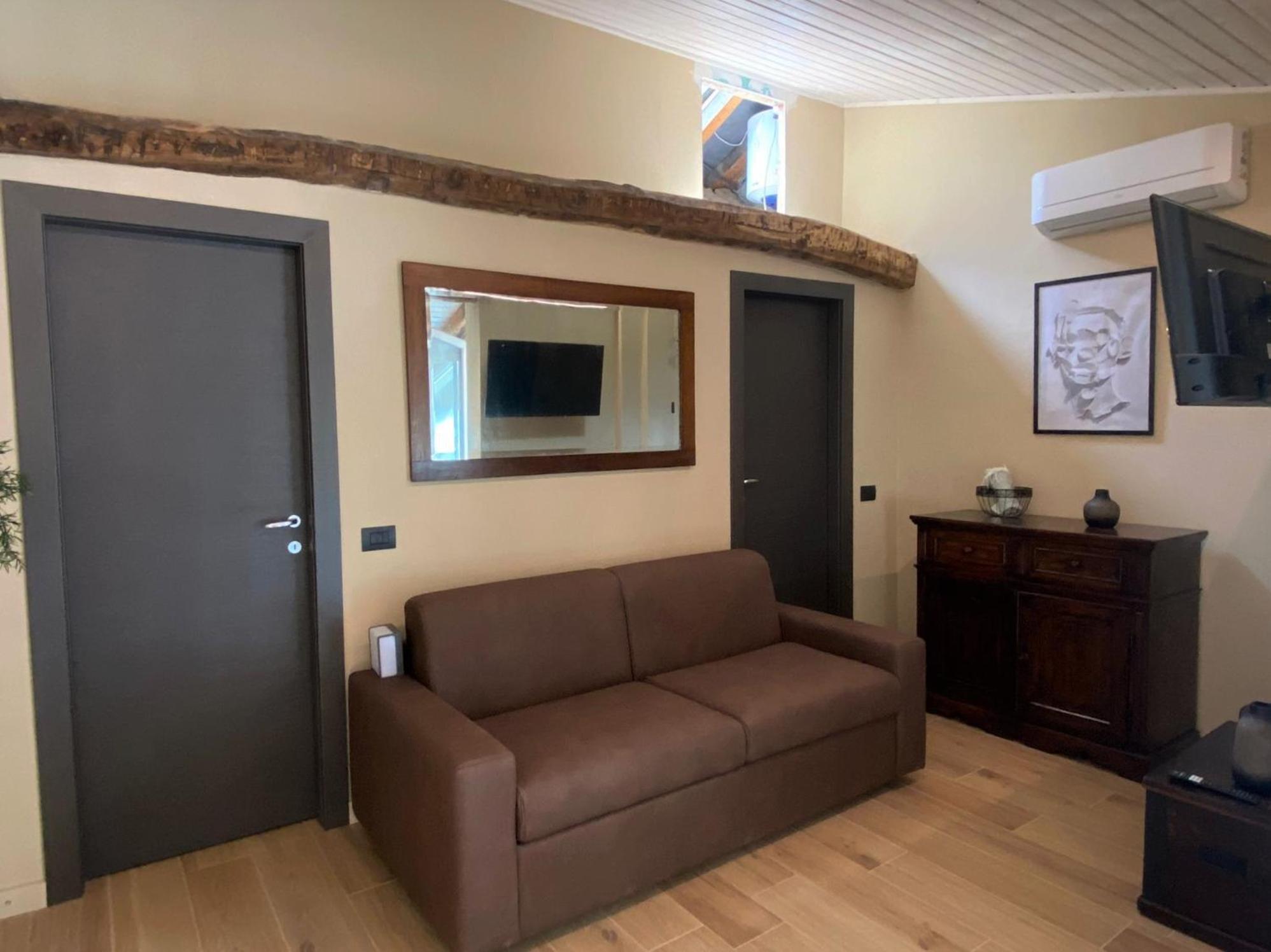 Argegno'S River - Central Apartment Lake View Camera foto