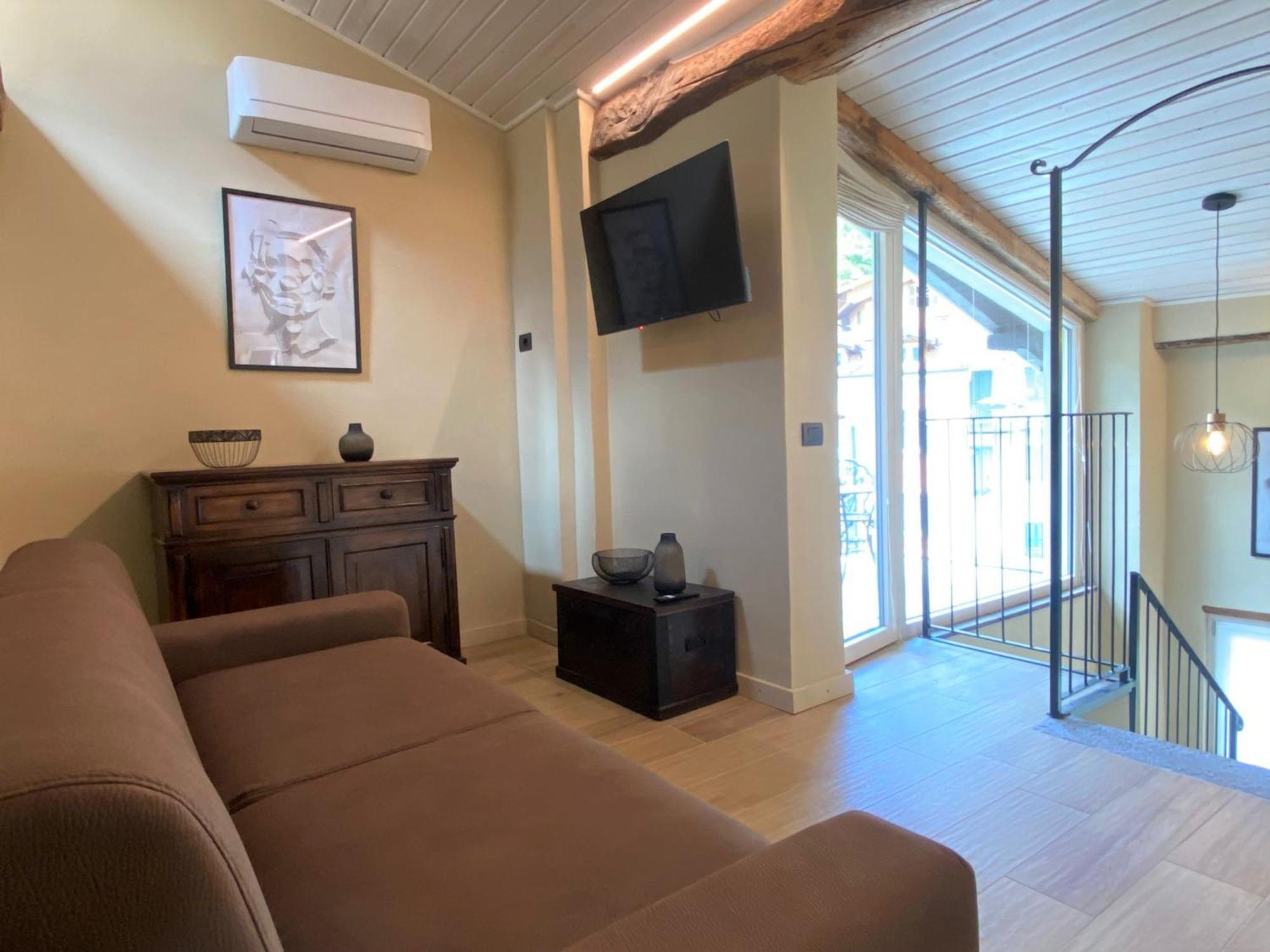 Argegno'S River - Central Apartment Lake View Camera foto